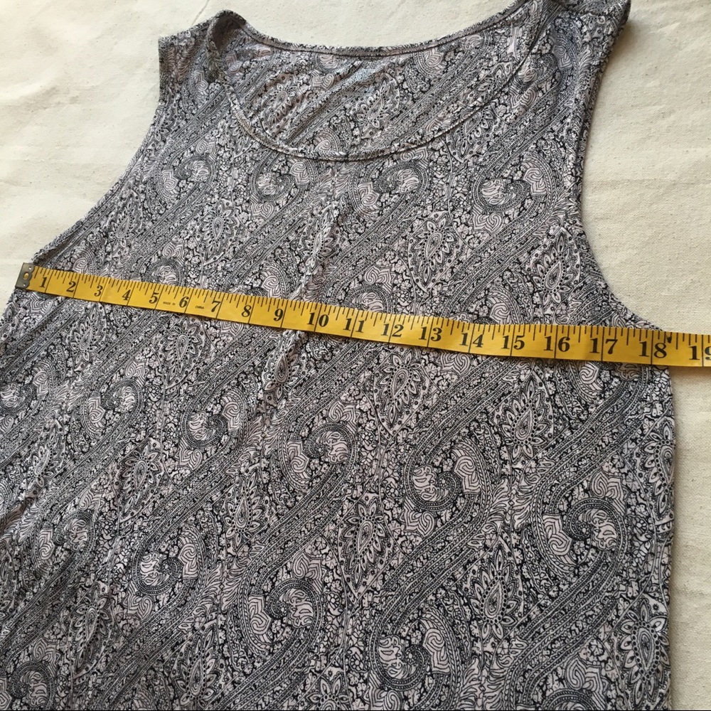 Ruff Hewn Grey - Asymmetrical Hem Tank Large - Picture 5 of 7